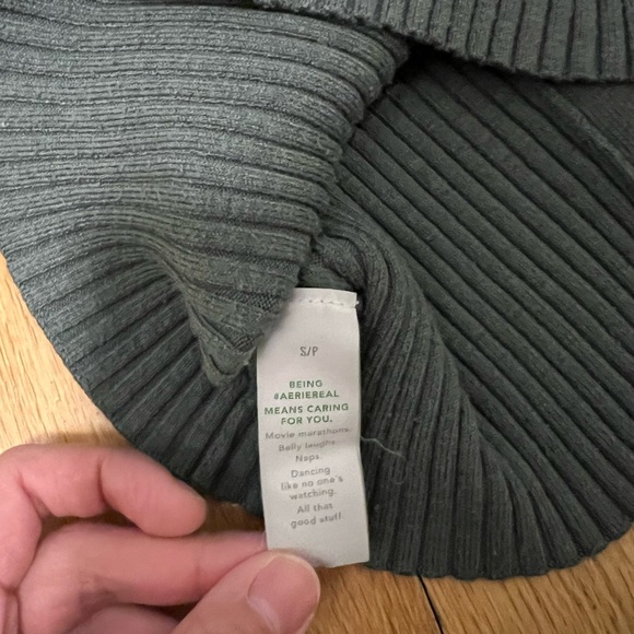 Aerie Gotta Jet! Polo Sweater and Skater Pant Set Royal Palm Size Small - Picture 5 of 15